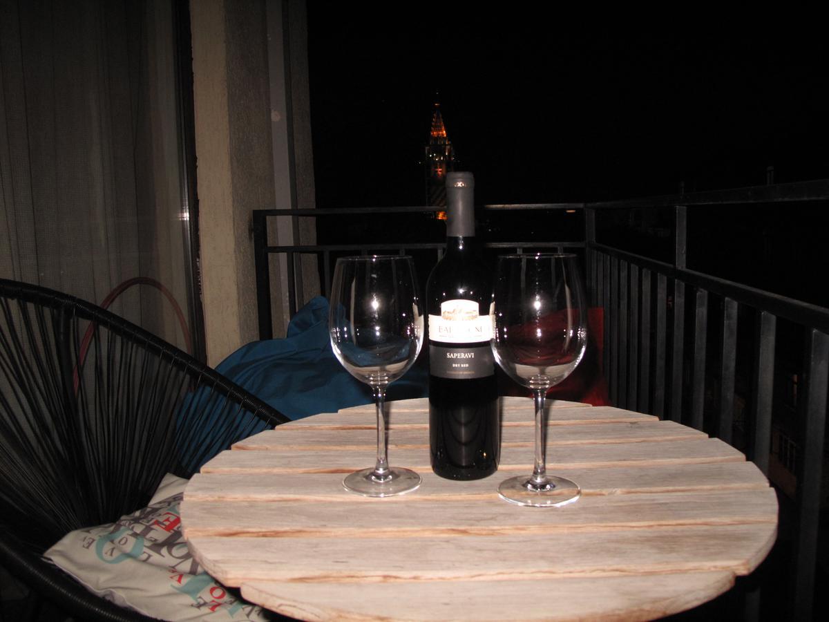 Great View Apartment Near Piazza Batumi Exterior photo